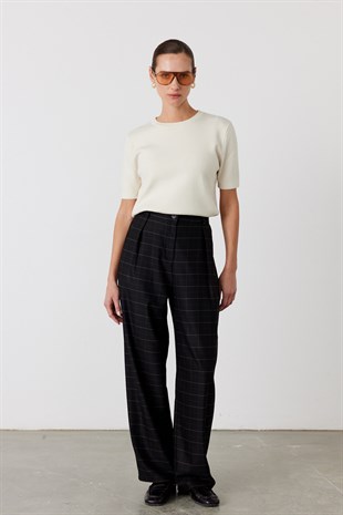 Kareli Dökümlü Pantolon Siyah