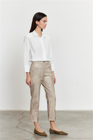 Suni Deri Yırtmaç Detay Pantolon Bej