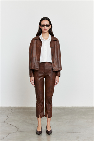 Suni Deri Yırtmaç Detay Pantolon Kahverengi