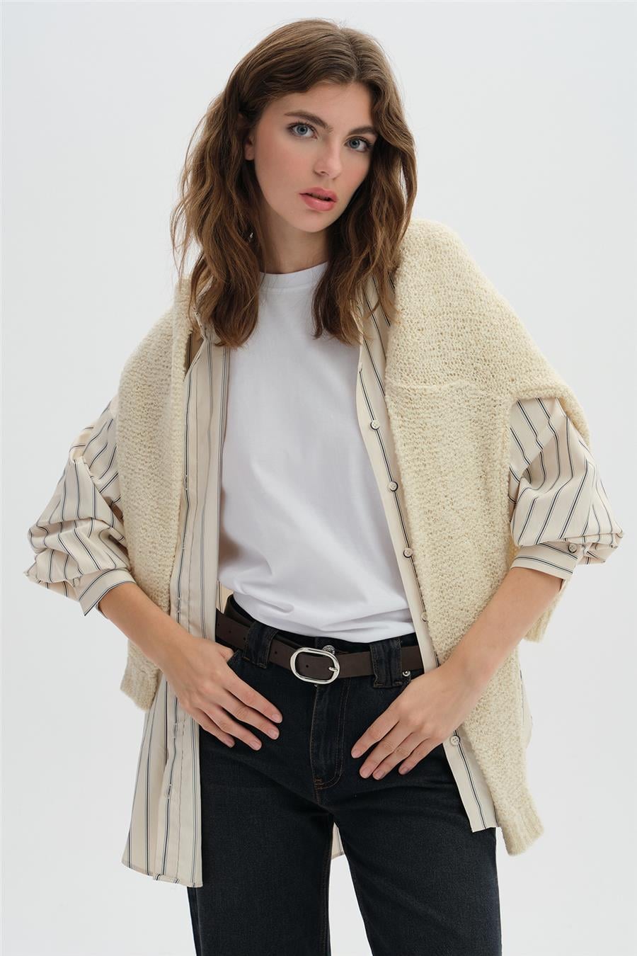 Bej Çizgili Oversize Gömlek