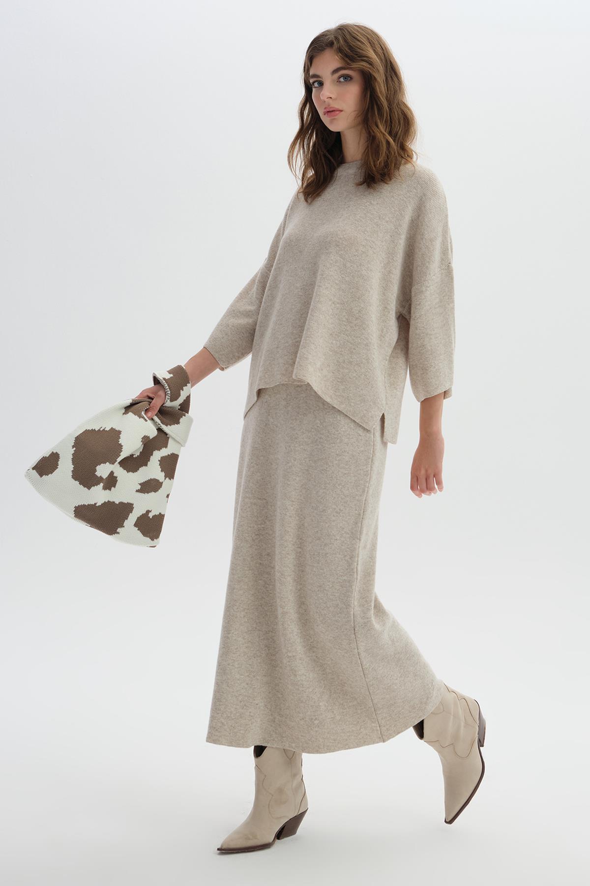 Kahverengi Triko El Çantası