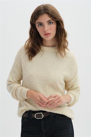 Bej Düşük Omuzlu Buklet Triko Kazak
