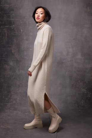Beige Slit Detailed Turtleneck Knit Dress SWD4485BJ