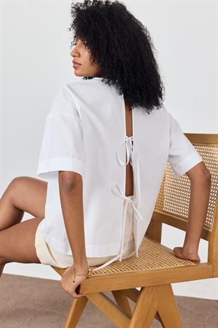 Beyaz %100 Cotton Sırt Dekolteli Tshirt
