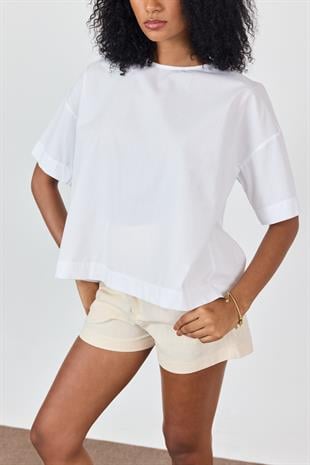 Beyaz %100 Cotton Sırt Dekolteli Tshirt
