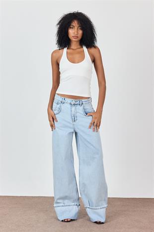 Beyaz Boyundan Askılı Bluz