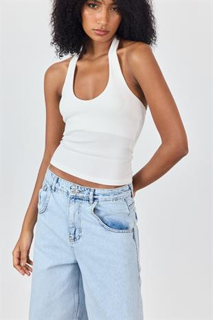 Beyaz Boyundan Askılı Bluz