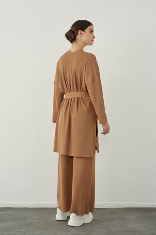  Basic knit cardigan with flat collar