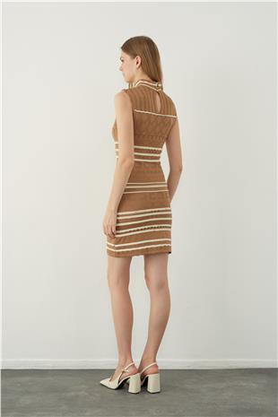 High neck sleeveless midi knitted dress