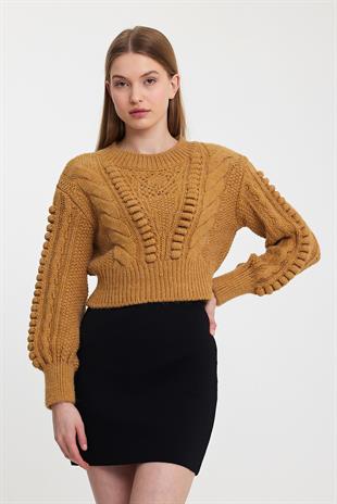 Camel Knitted Pattern Crew Neck Sweater