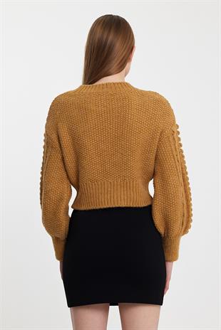 Camel Knitted Pattern Crew Neck Sweater