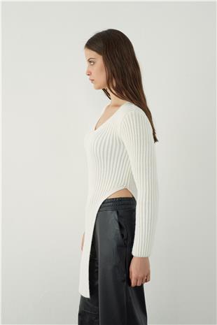 Asymmetrical cut knitted tunic