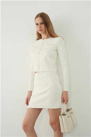 Mini knitted skirt with elastic waist