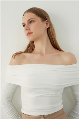 Gathered knit blouse