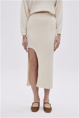 Ecru Deep Slit Midi Knitwear Skirt