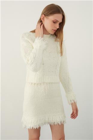 Ecru Tasseled Sweater Skirt Knitwear Set