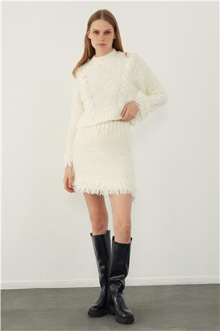 Ecru Tasseled Sweater Skirt Knitwear Set