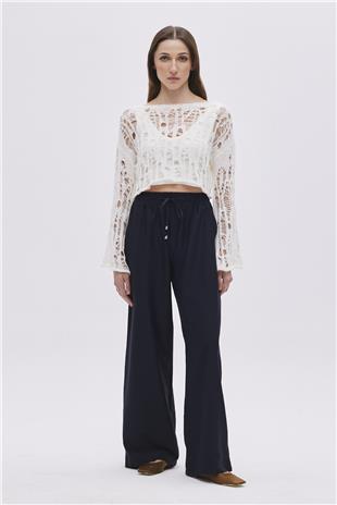 Ecru Ripped Detailed Knitwear Crop