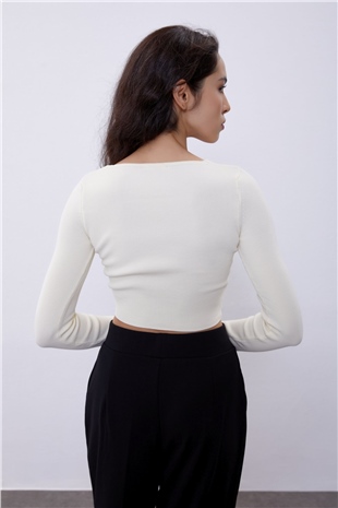 Ecru Long Sleeve Crop Knit Swater SWK4500EK