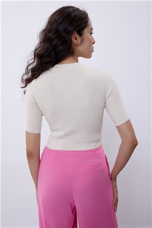 Ecru Half Sleeve Crew Neck Knit Sweater SWK4490EK