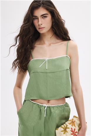 Fiyonklu Dokulu Bluz