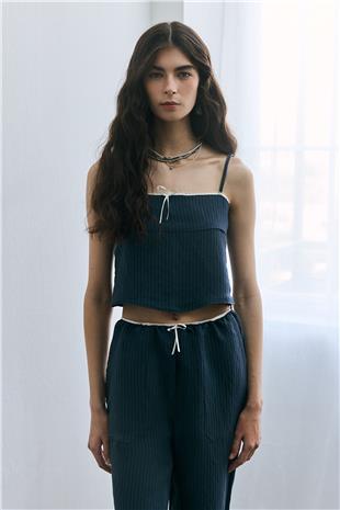 Fiyonklu Dokulu Bluz