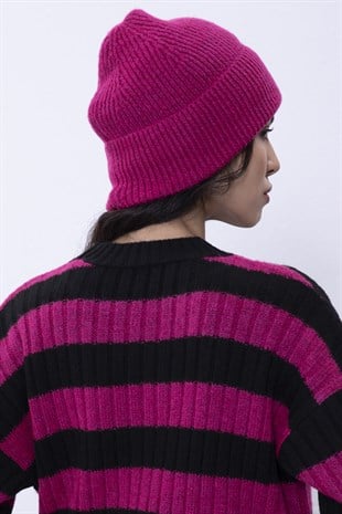 Magenta Knit Beanie SWH4573FU