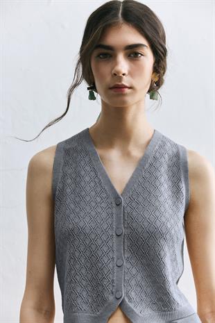 Gri Ajurlu Triko Yelek