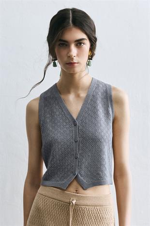 Gri Ajurlu Triko Yelek