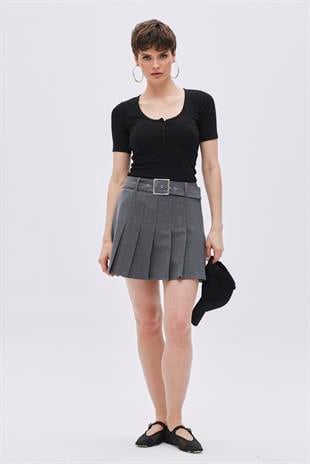 Grey Belt Detailed Pleated Mini Skirt