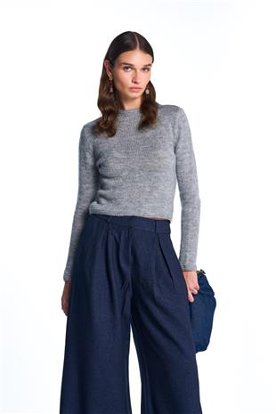 Gri Triko Crop Kazak