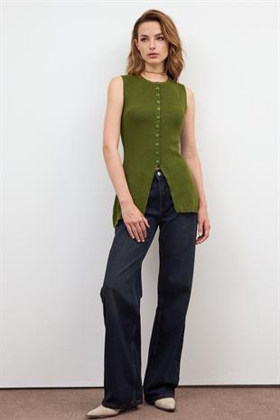 Haki ÖNÜ DÜĞMELİ TRİKO SÜVETER