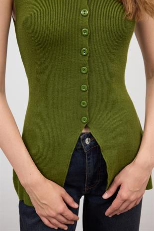 Haki ÖNÜ DÜĞMELİ TRİKO SÜVETER