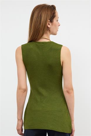 Haki ÖNÜ DÜĞMELİ TRİKO SÜVETER