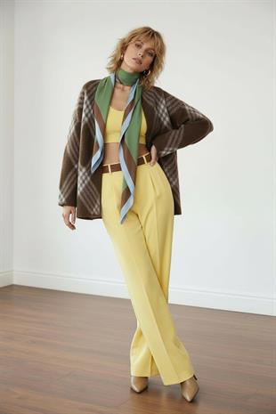 Kahverengi Ekoseli Oversize Triko Hırka