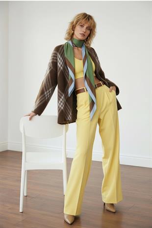 Kahverengi Ekoseli Oversize Triko Hırka