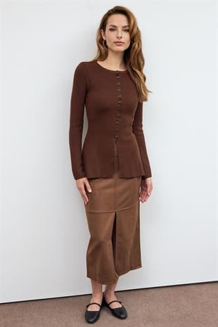 Kahverengi Önü Düğmeli Triko Bluz