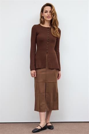 Kahverengi Önü Düğmeli Triko Bluz