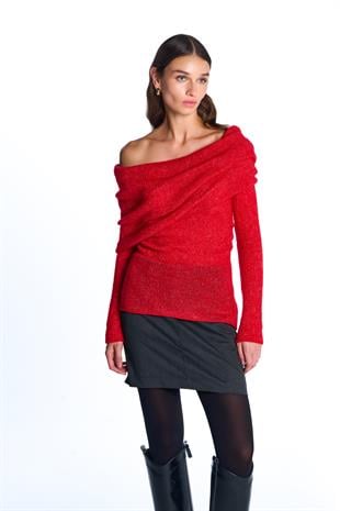 Kırmızı Düşük Omuzlu Triko Bluz