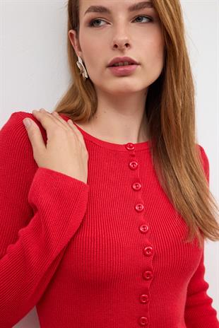 Kırmızı Önü Düğmeli Triko Bluz