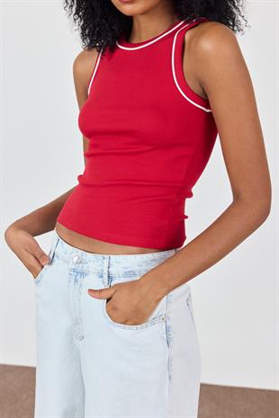 Kırmızı Şeritli Halter Yaka Atlet