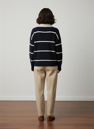 Lacivert Polo Yaka Çizgili Triko Kazak