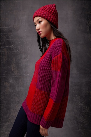 Purple Red Crew Neck Knit Sweater SWK4355MK