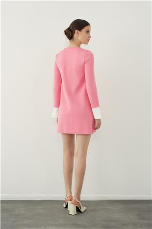  Mini knittes dress with necklace detail