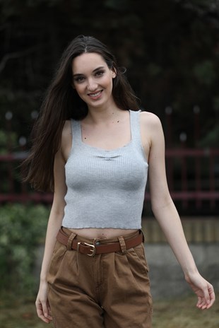 SHERIN Woman Grey Ribbed Square Neck Knit Crop SWA2095GRI