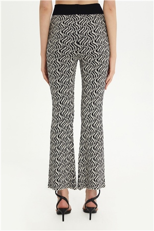 Sherin Woman Navy Blue-Ecru Jacquard Flare Knit Pants SWP4346LE