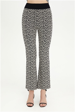 Sherin Woman Navy Blue-Ecru Jacquard Flare Knit Pants SWP4346LE