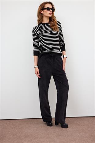 Siyah Bisiklet Yaka Çizgili Kazak