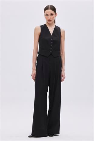 Black Double Pleated Wide Leg Trousers