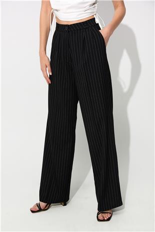  Black Striped Wide Leg Pleated Fabric Trousers SS23P4732Sİ
